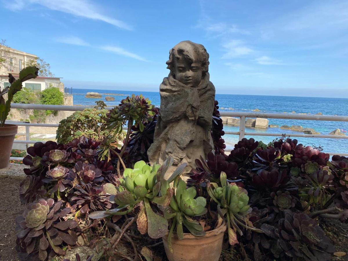 Riviera Villa Sul Mare Syracuse Bagian luar foto